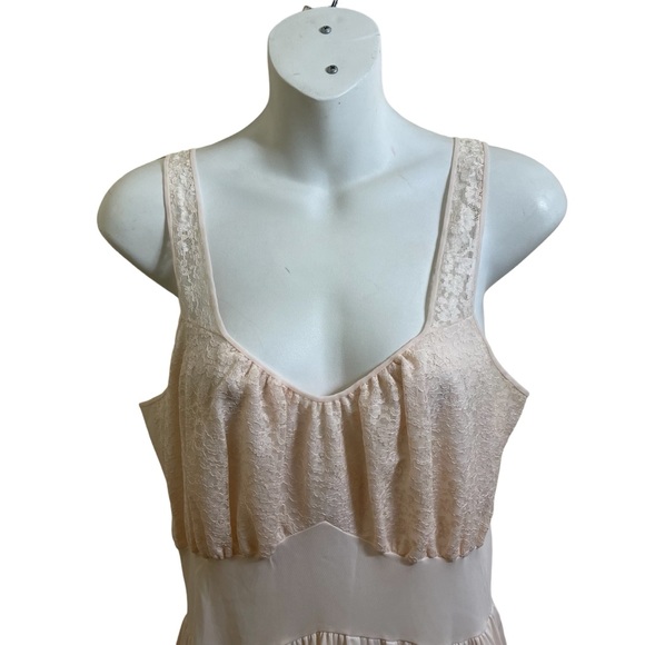 Vintage Soft Pink Lace Nightgown by Van Raalte Elegant Retro Sleepwear Size 36 - Picture 10 of 11
